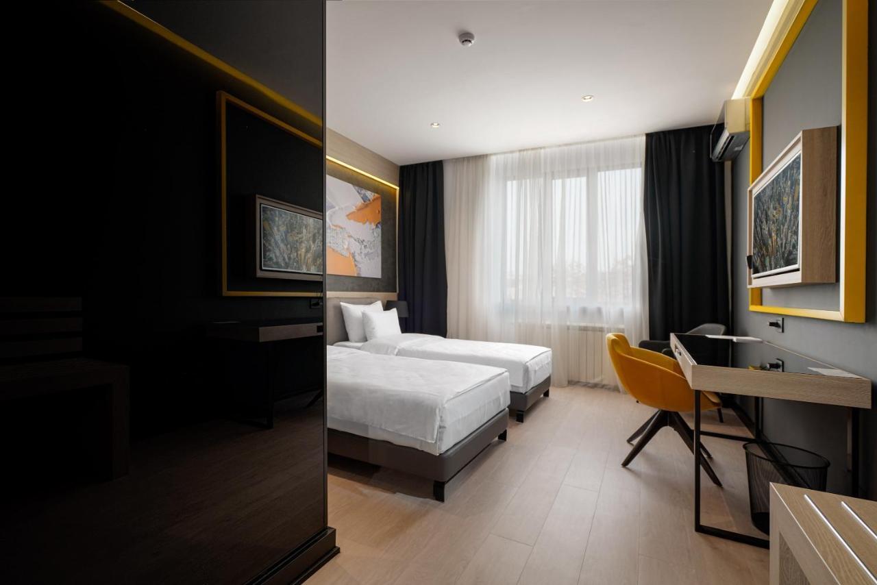 Maccani Black Luxury Suites 贝尔格莱德 外观 照片